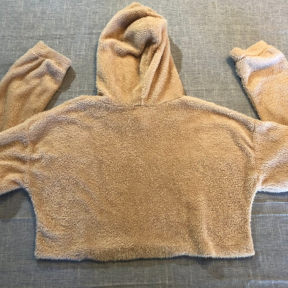 SHEIN Drop Shoulder Solid Teddy Crop Hoodie - Picture 6 of 6